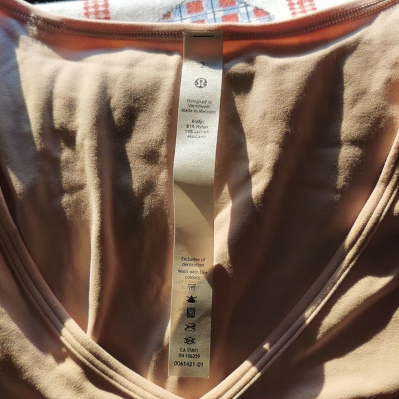 Lululemon Nulu Cropped Slim Yoga Short Sleeve Shirt - Picture 2 of 5